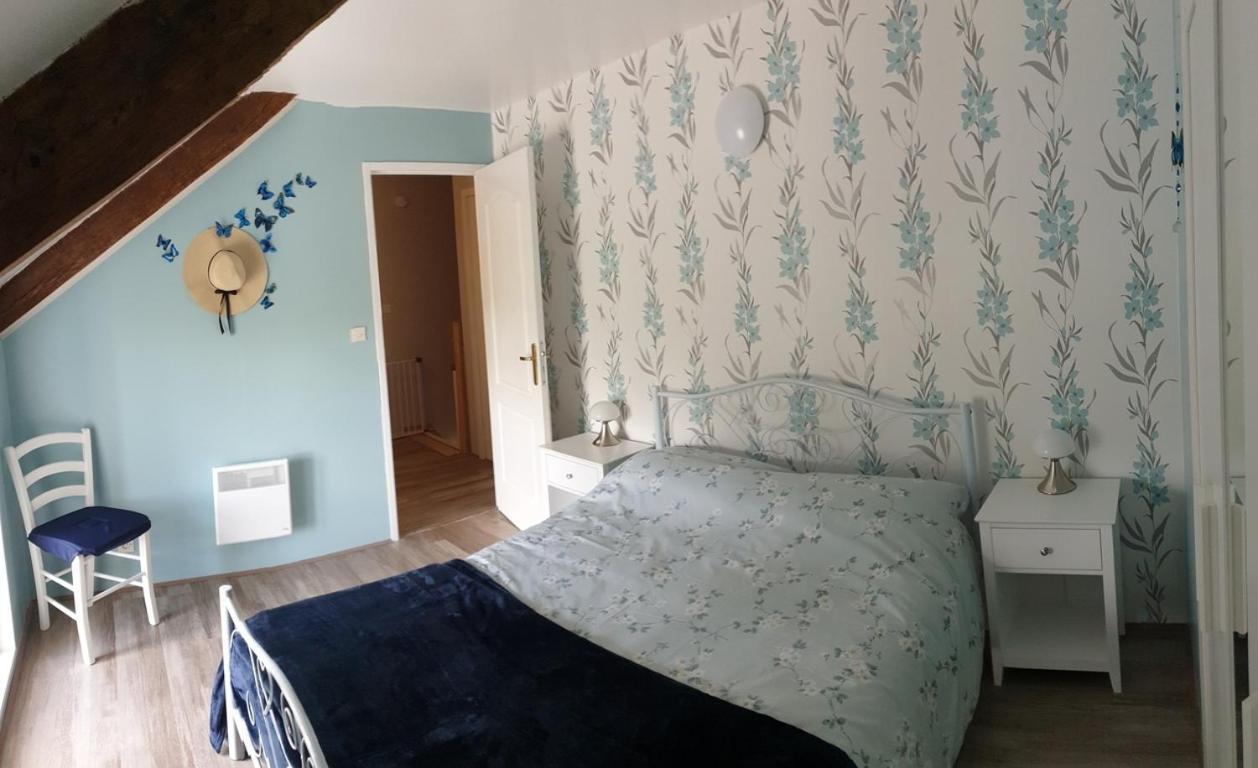 Charming Traditional 2-Bed Cottage Near Plemet Ngoại thất bức ảnh